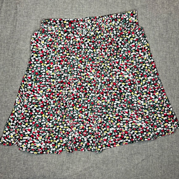 SHEIN Teen Floral Skirt - Picture 2 of 4